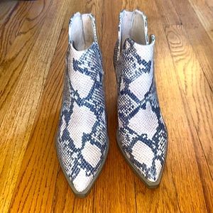 Vince Camuto Snakeskin booties- size 7 never worn but do not have original tags